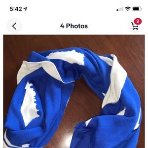 Kentucky Wildcats reversible infinity scarf. New without tags.